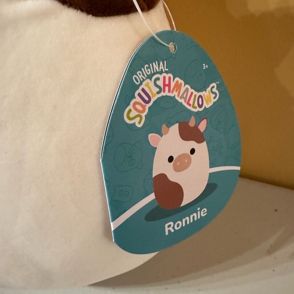 Nwt 8" Ronnie Cow Squishmallow 🐮 - Picture 2 of 4